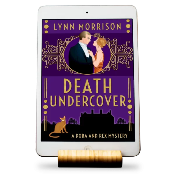 Death Undercover by Lynn Morrison ebook