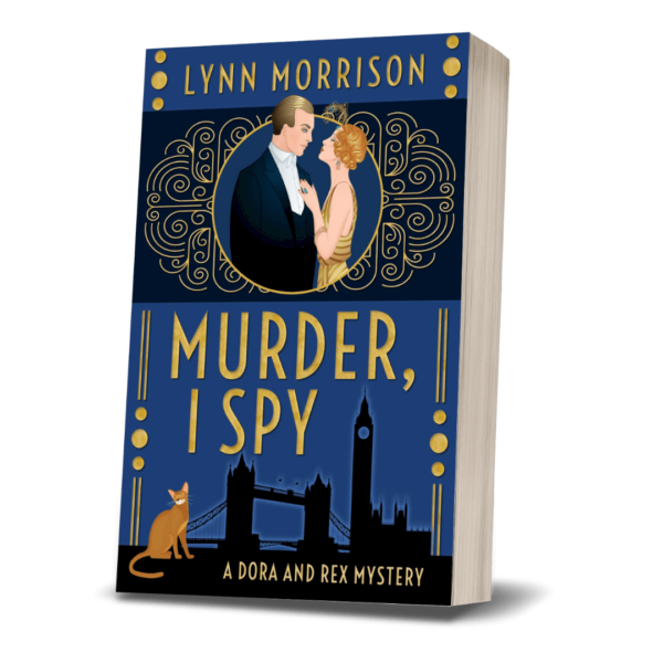 Murder I Spy by Lynn Morrison paperback